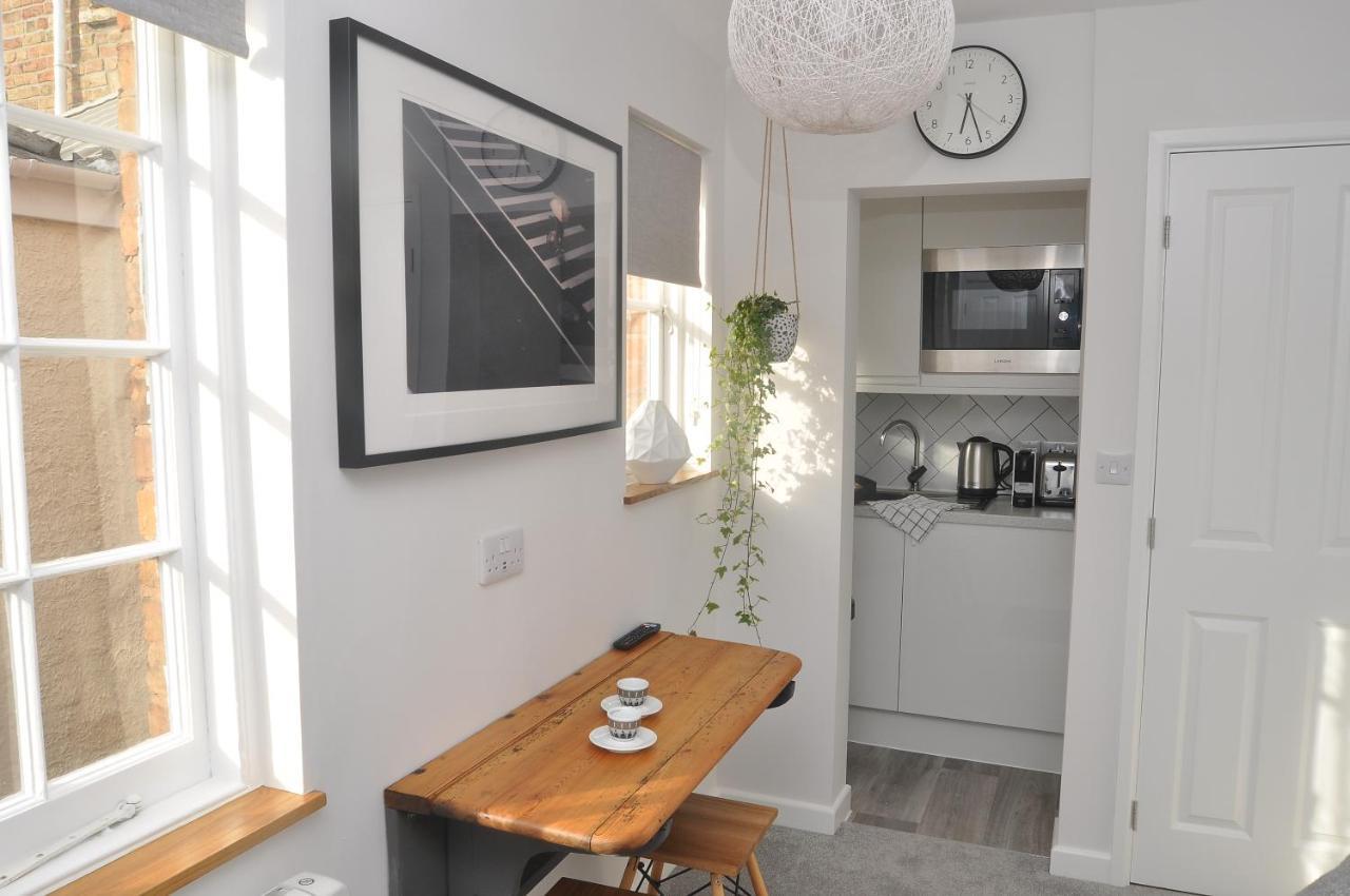 Bridge Street Apartments. Boutique Style Luxury, In The Heart Of Taunton. Экстерьер фото